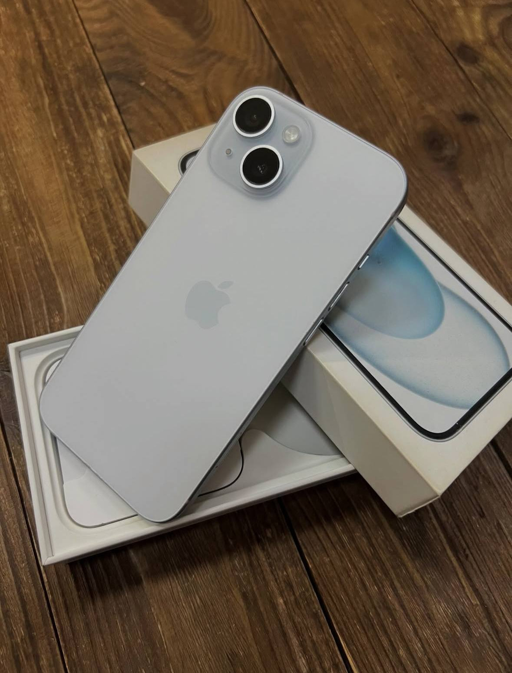 Б/У iPhone 15 256Gb Blue