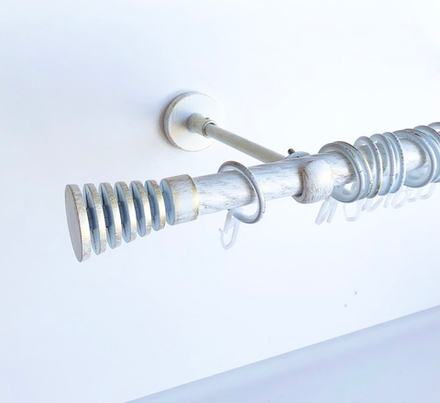 Карниз кованый витой "Конус скан" d20 мм однорядный, цвет белое золото