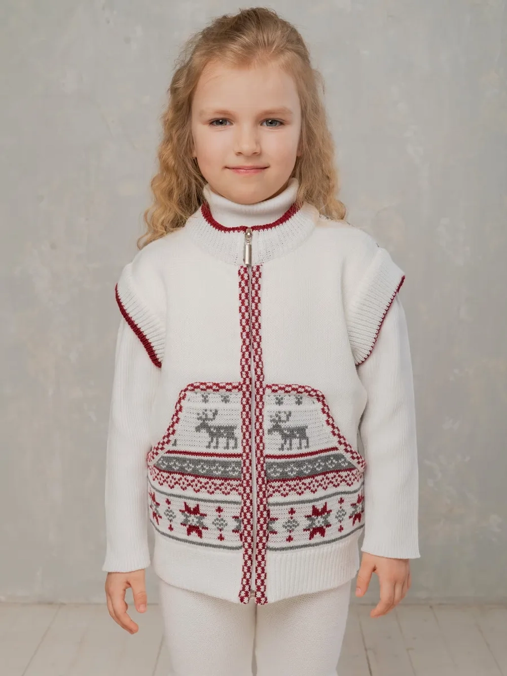 Жилетка вязаная на молнии