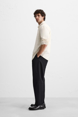 ZARA РУБАШКА ИЗ РЕЛЬЕФНОЙ ТКАНИ ШАМБРЕ, ЖЕЛТОВАТО-БЕЛЫЙ