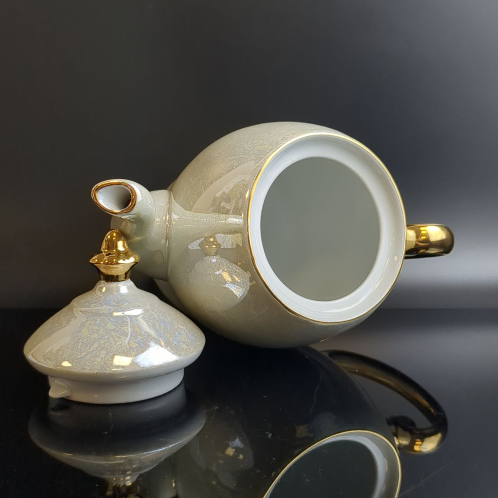 Чайник - кофейник заварочный фарфоровый, люстр, золочение, Wloclawek porcelana, золочение, винтаж Польша, времён СССР 1967-1973 гг