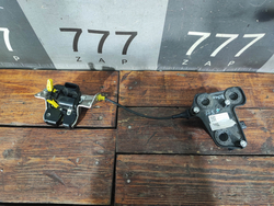 Доводчик крышки багажника Hongqi HS5  Б/У Оригинал 6305010LLG92X