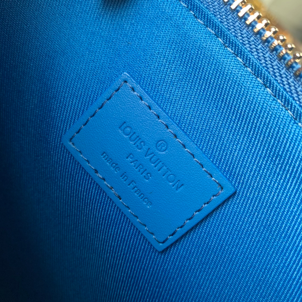 Louis Vuitton Takeoff Pouch
