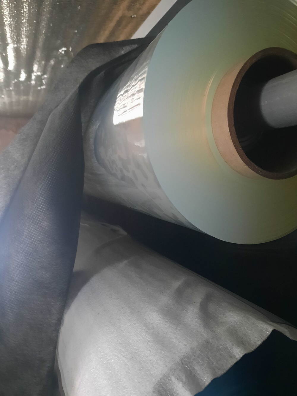 Плёнка прозрачная полиуретановая (ТПУ) в рулоне