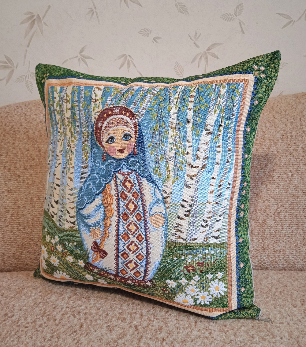 Декоративный гобеленовый чехол для интерьерной подушки Матрешка 47х47