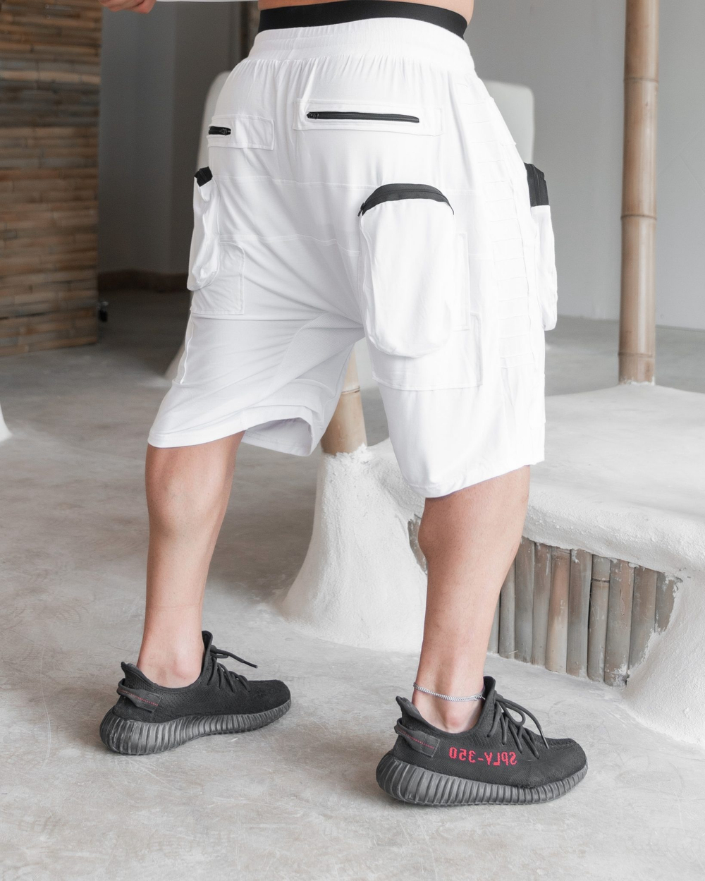 Шорты BODY ENGINEERS AIALCHEMIST Shorts White