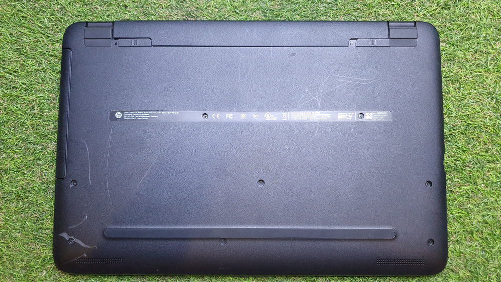 Ноутбук HP A8/4Gb/R5 M330 2 Gb