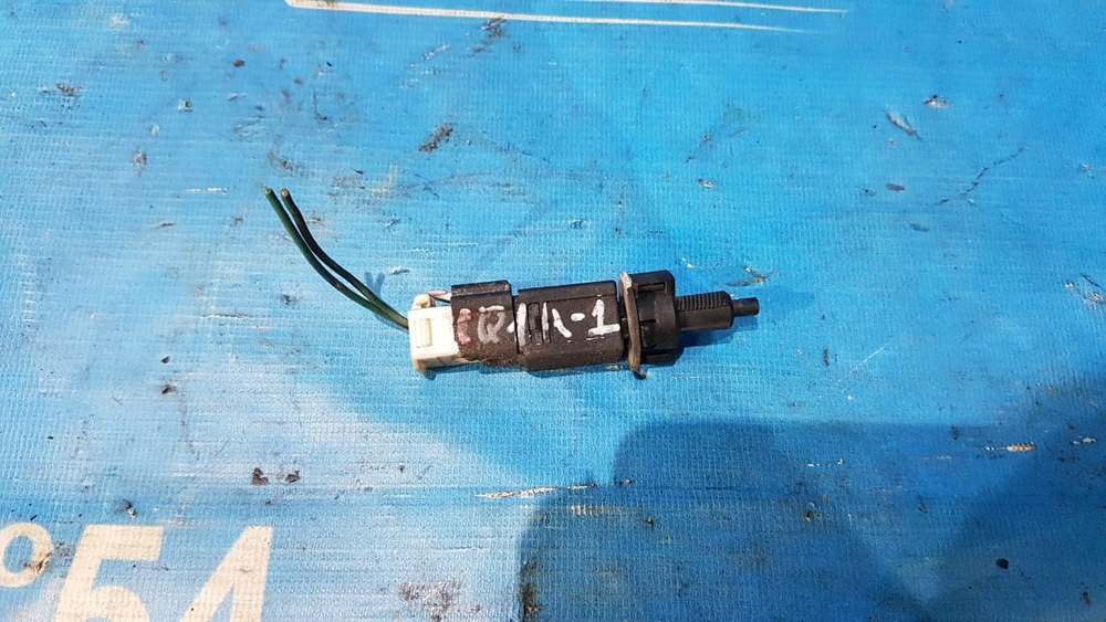 Датчик педали тормоза MITSUBISHI DINGO 2000