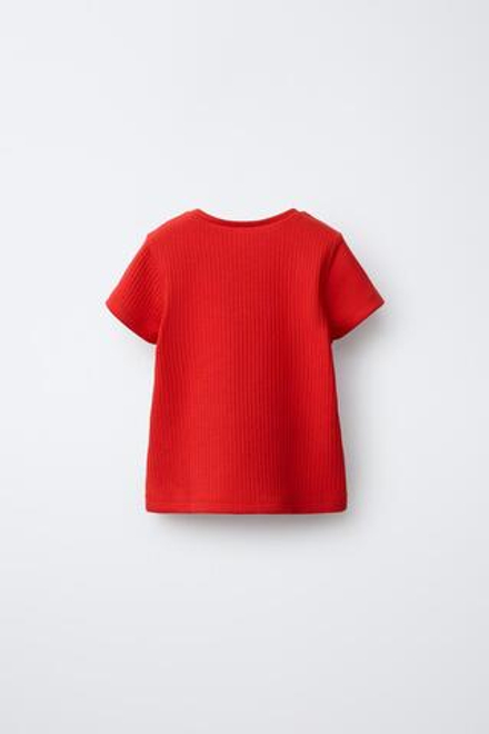 ZARA ФУТБОЛКА В РУБЧИК С ВЫРЕЗАМИ В ВИДЕ СЕРДЕЦ, КРАСНЫЙ