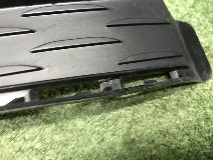 Решетка перед. бампера Mercedes GLE c167 23-нв AMG