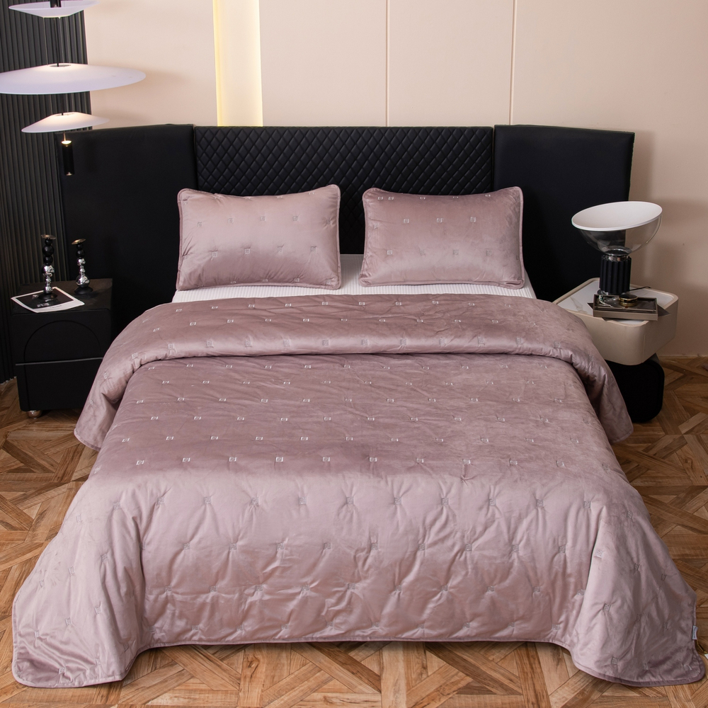 Велюровое покрывало Grande OVS003, размер 240*260, наволочки 50-70 2 шт