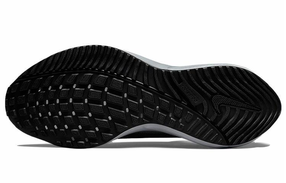 Кроссовки Nike Air Zoom Vomero 16