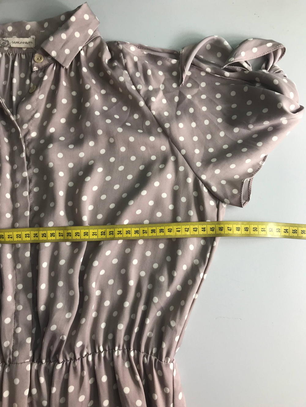 Платье Serginnetti в романтичный горошек, визуально на 46 размер