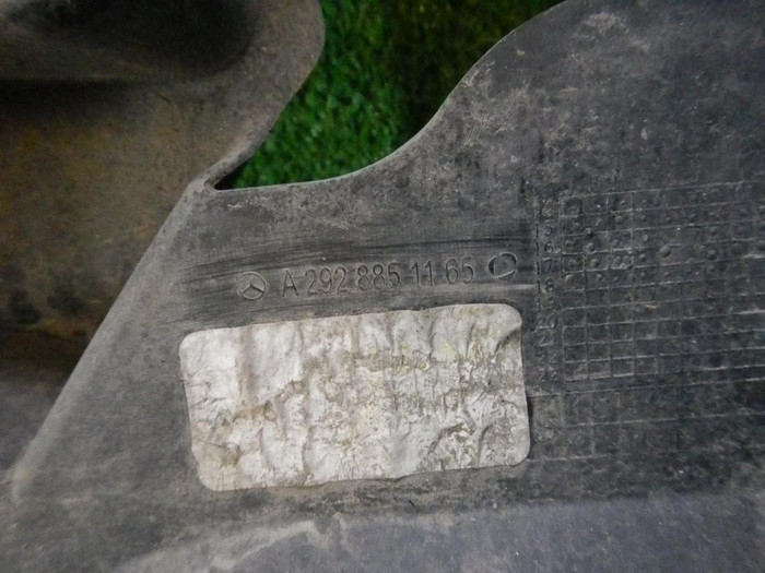 Кронштейн переднего бампера Mercedes GLE C292 (2015-2019)