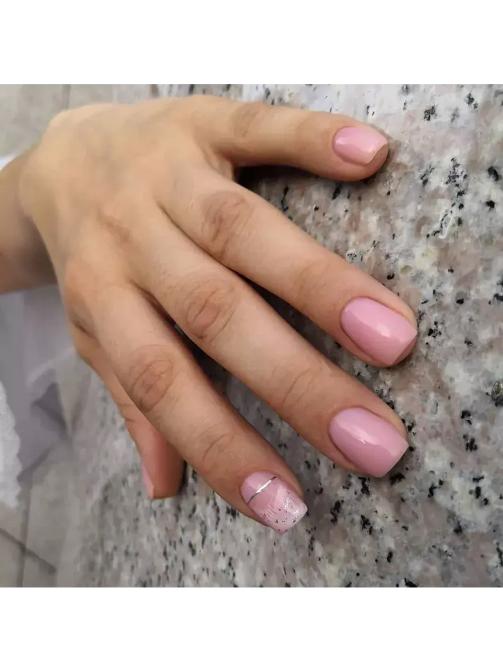 Гель лак Luxio Innocent для ногтей 15 мл розовый