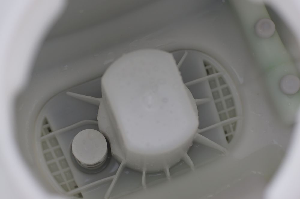 Аккумуляторный садовый опрыскиватель Greenworks G40BPS, 5300007, 40v, в комплекте с АКБ 2 А·ч и ЗУ