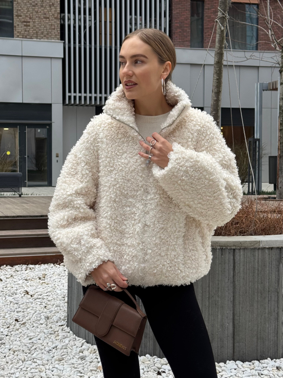 Шуба White sheep молочный