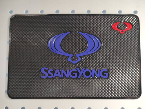 SsangYong / Коврик на панель (1 шт.)