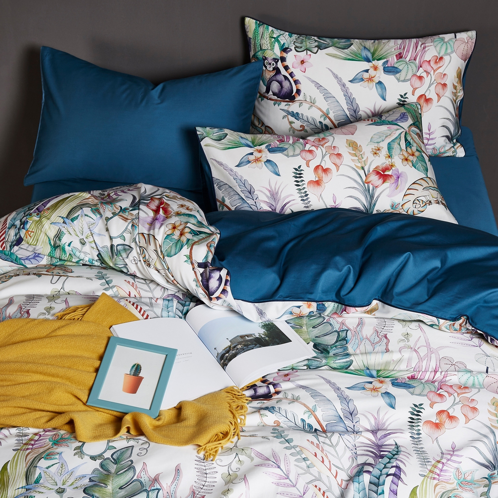 Комплект постельного белья Сатин Премиум на резинке CPAR023