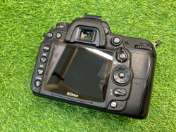 Nikon D7000 17.300 кадров