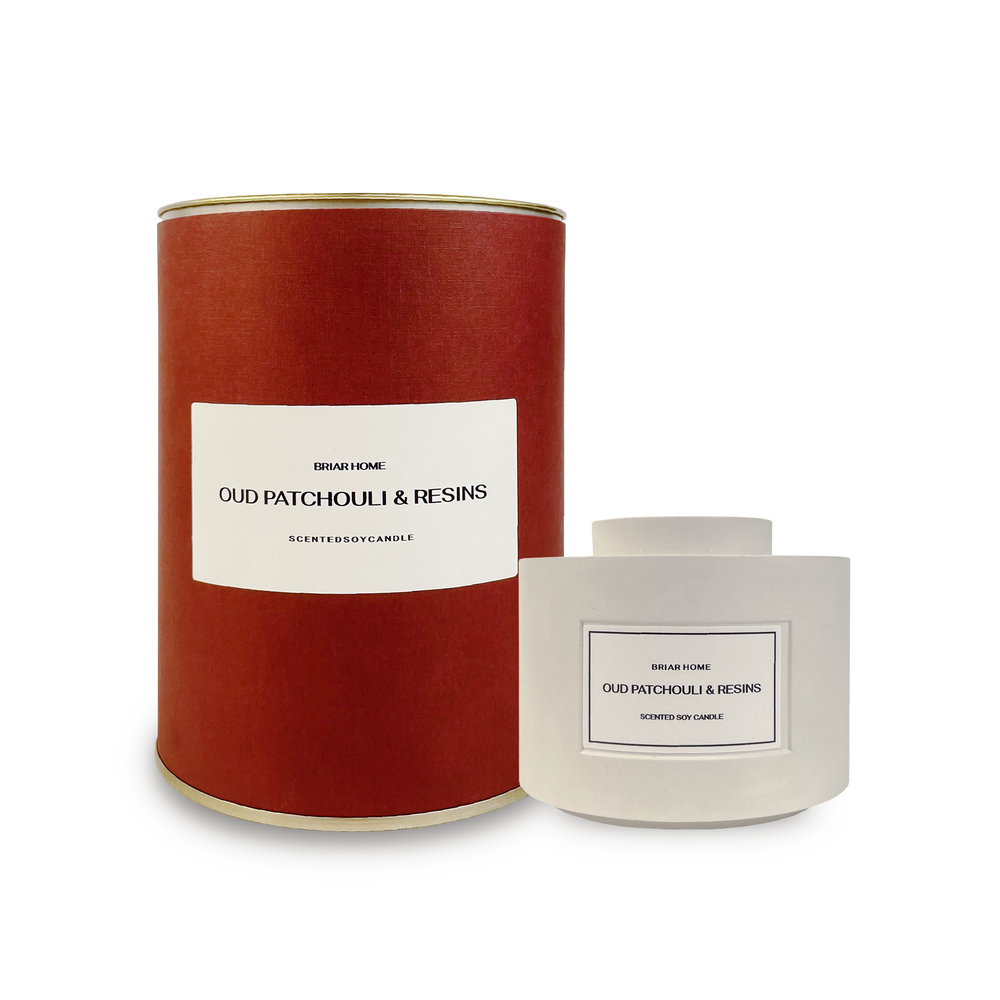 Ароматическая свеча Oud patchouli & resins BRIAR HOME