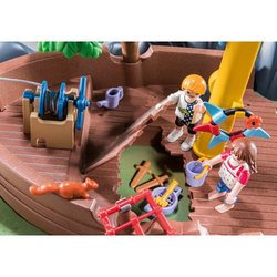 Playmobil - Детская площадка с затонувшим кораблем 70741