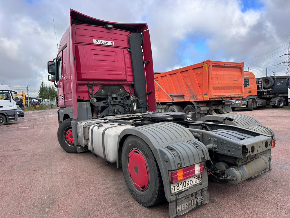 Mercedes-Benz ACTROS 4x2 Седельный тягач 1844 LS (Дизельный, 11,9 л, 435 л.с., АТ)