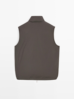 Massimo Dutti Легкий водоотталкивающий стеганый жилет, шоколадный