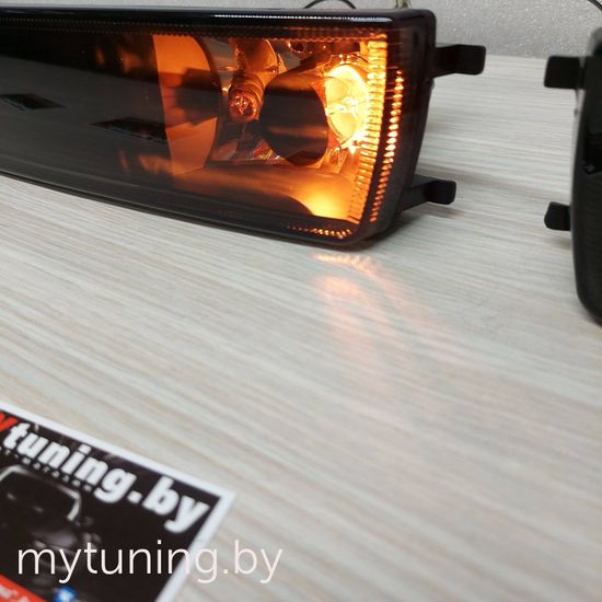 Поворотники с галогеном VW Golf 3 / Vento black