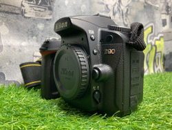 Nikon D90 35.000 кадров