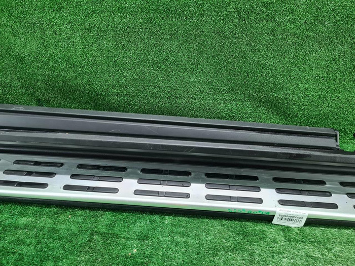 Накладка порога левая Mercedes GLS x167 (2019-н.в.)