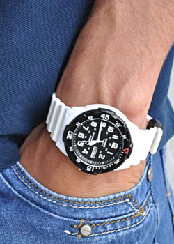 Часы Casio MRW-200HC-7B