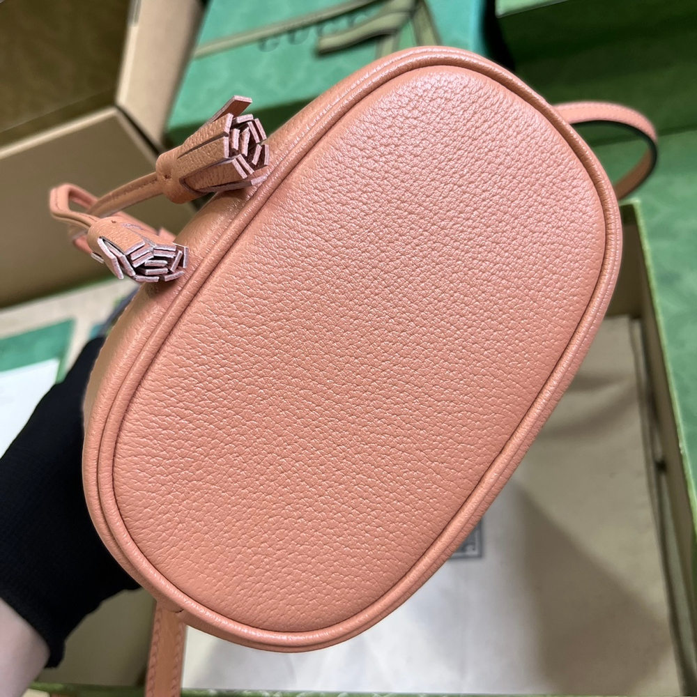 Gucci Ophidia GG Mini Bucket Bag 19 cm
