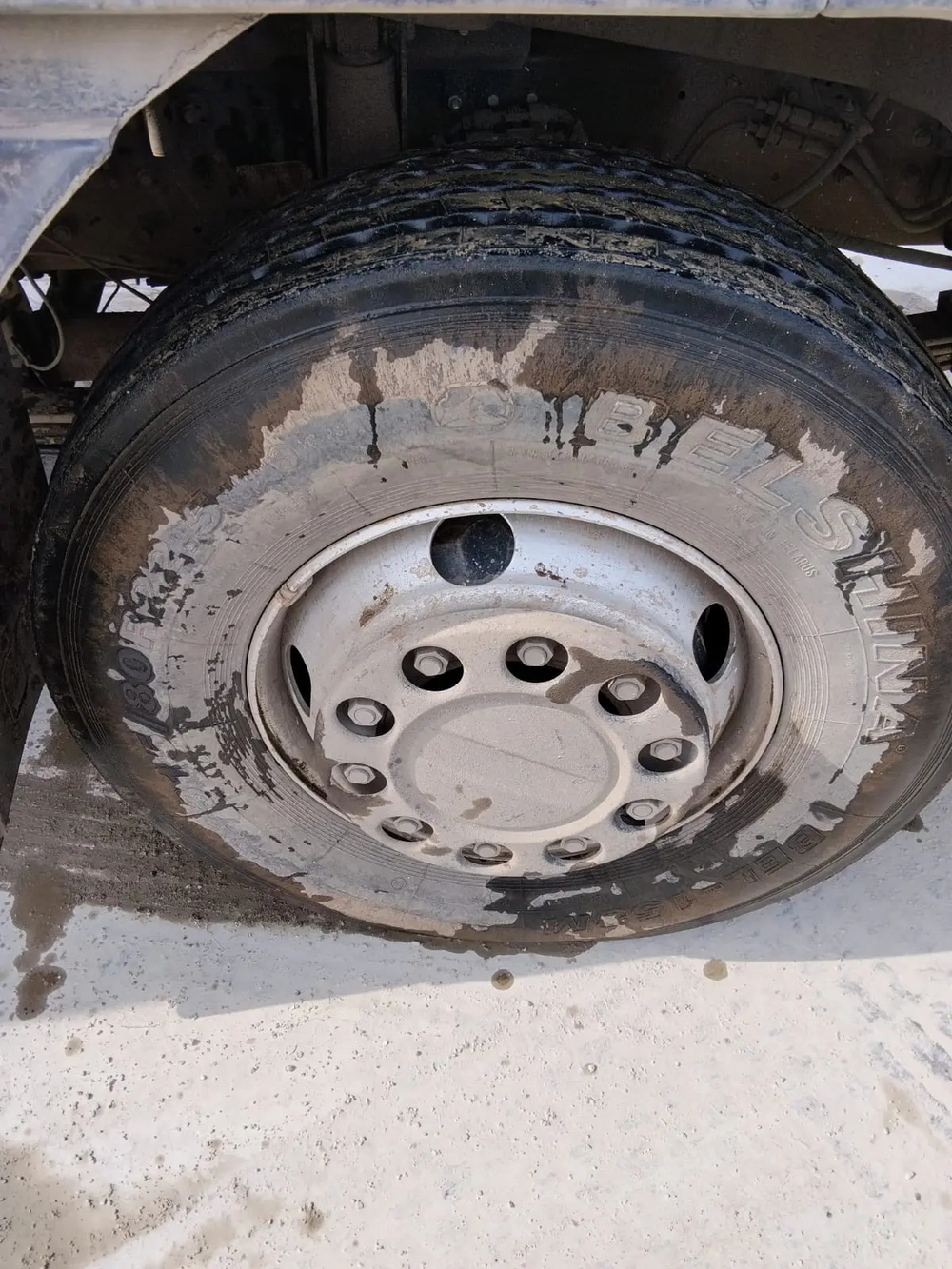 МАЗ 6312 6x4 Бортовой с КМУ 338281 (Дизельный, 6,7 л, 328 л.с., МТ)