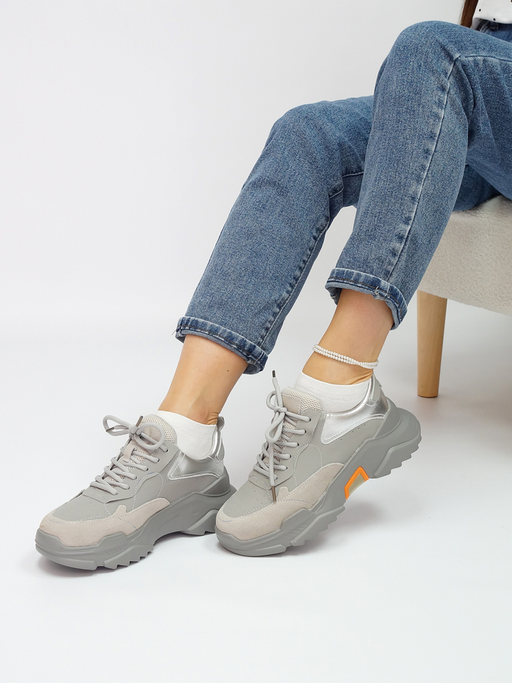 Кроссовки женские демисезонные