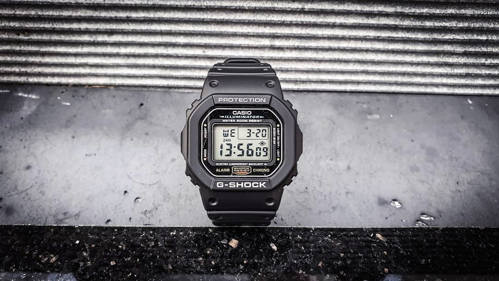 Часы Casio DW-5600E-1V