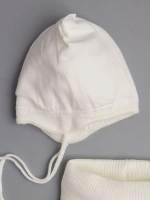 Шапка и снуд вязаная демисезонная для детей