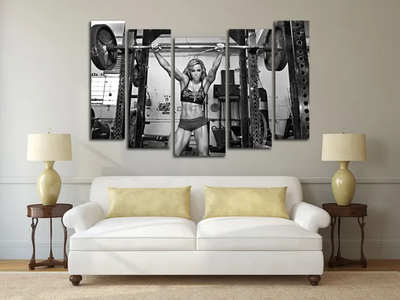 Модульная картина "Спортивная девушка"