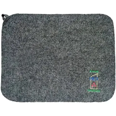 Коврик для бани из серого войлока (40*50) «В бане генералов нет» TM «Бацькина баня»