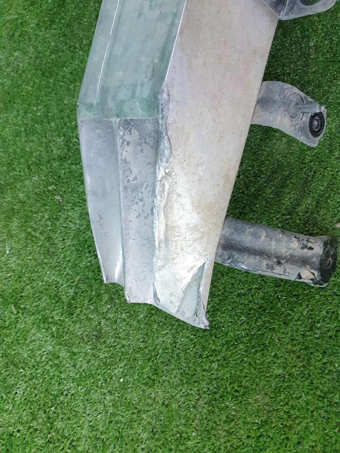 Усилитель передний Toyota Land Cruiser 300 (2021-н.в.)