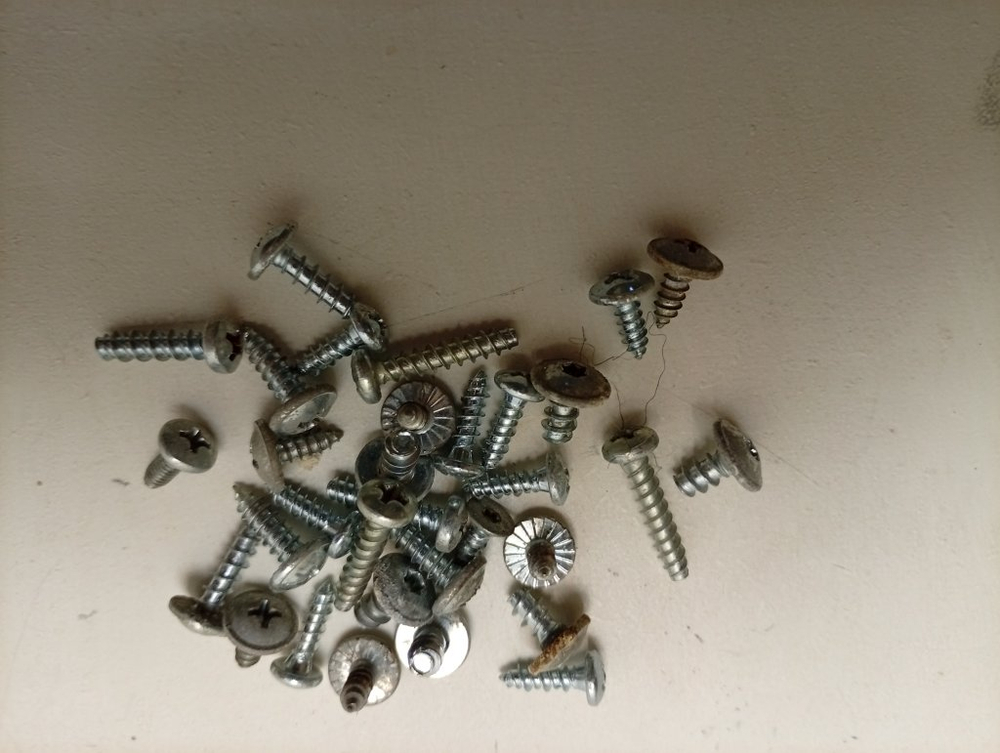 BWE81282LB кт35 Крепеж, хомуты для стиральной машины Indesit б/у