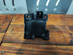 Кронштейн решетки радиатора Kia Sportage 5 (NQ5) 21-нв Б/У Оригинал 86357P1EA0