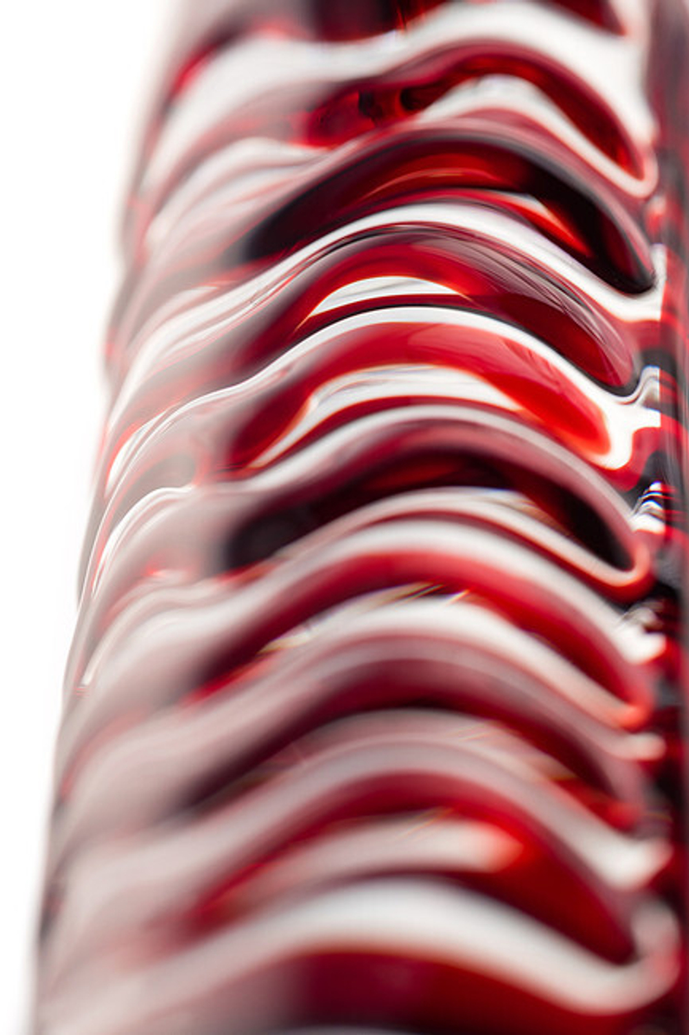 Стимулятор-фаллос из стекла (Цвет: прозрачный с бордовым)