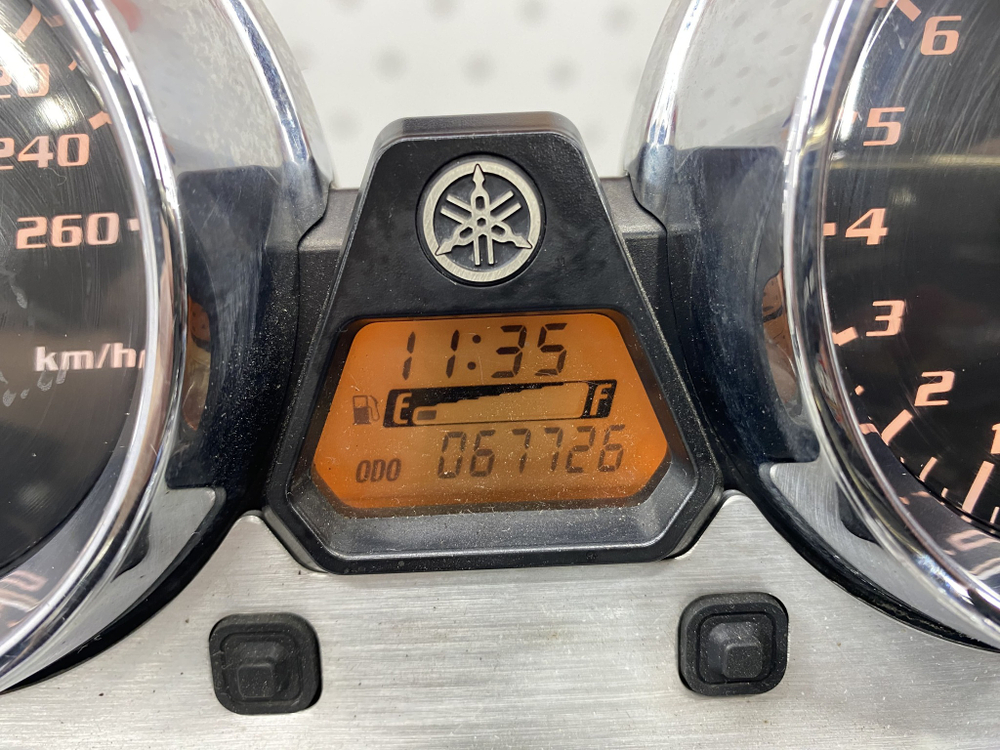 Yamaha XJR1300, 2004