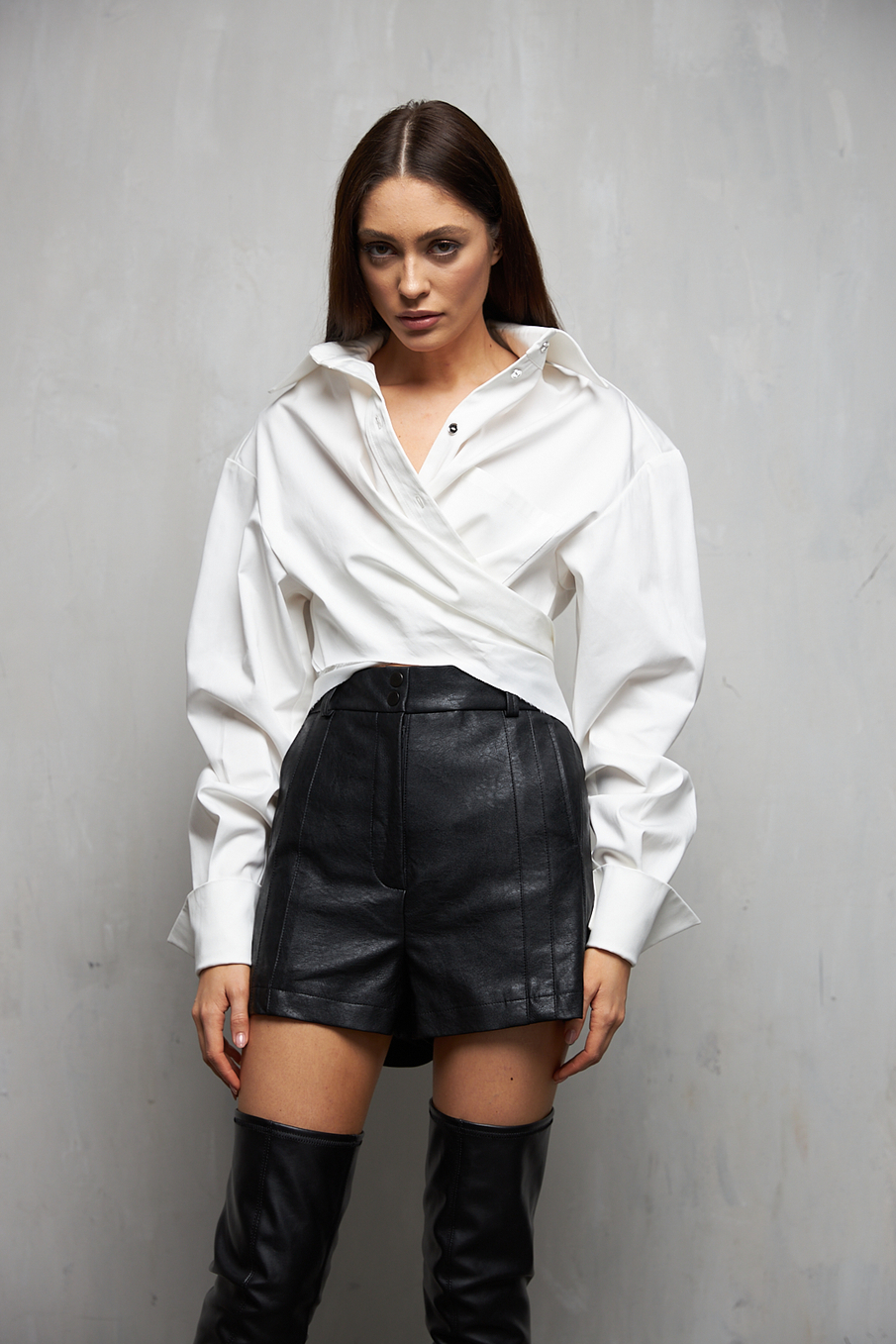 Шорты из эко-кожи