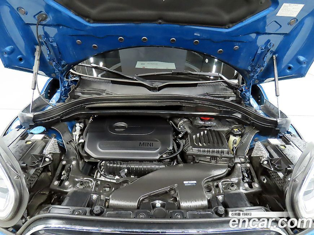 Mini Cooper Countryman Classic Plus (04.2022)