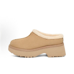 UGG New Heights Cozy Clog