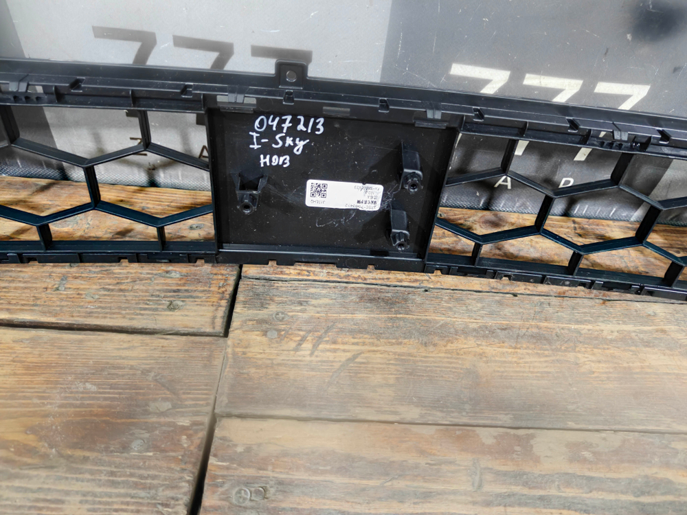 Решетка переднего бампера Evolute i-Sky 23-нв Новое Оригинал SX5G2803412