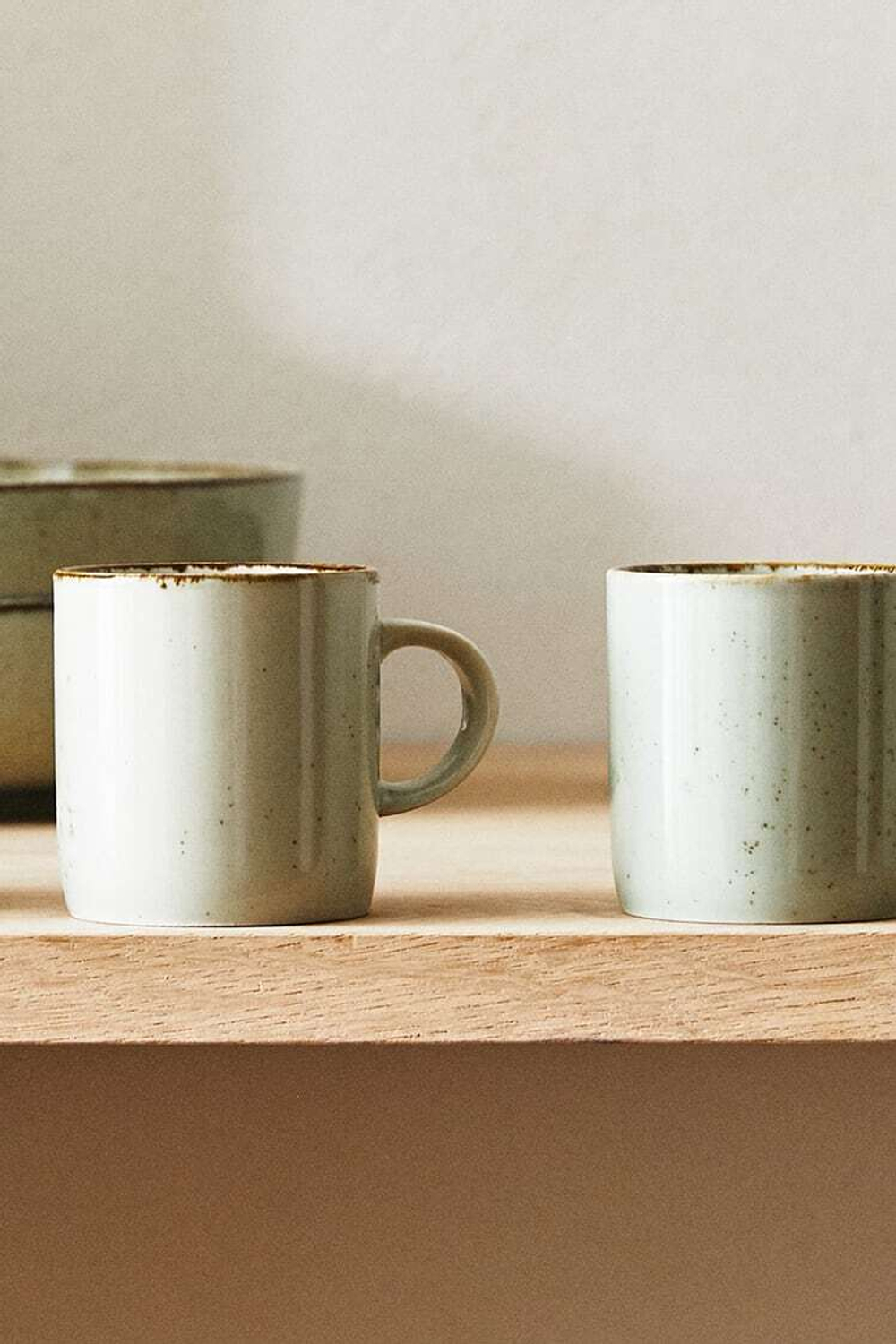 ZARA HOME ФАРФОРОВАЯ КРУЖКА С ОБОДКОМ ПОД СТАРИНУ, ЦВЕТ МОРСКОЙ ВОЛНЫ