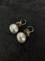 HMG 1131 Майорка Серьги mix плоский белый жемчуг 1,9 см